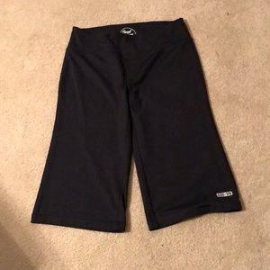 Good Move by Life is Good Capri Yoga Pants